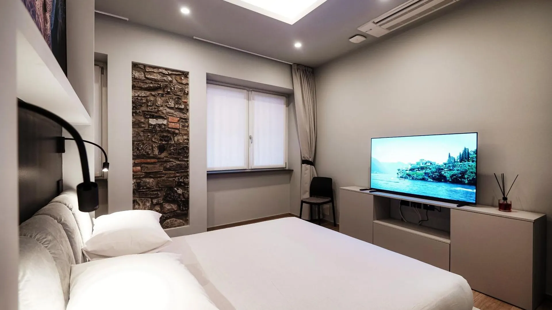 Appartamento Breva - Downtown Como - Jacuzzi And Garden 아파트