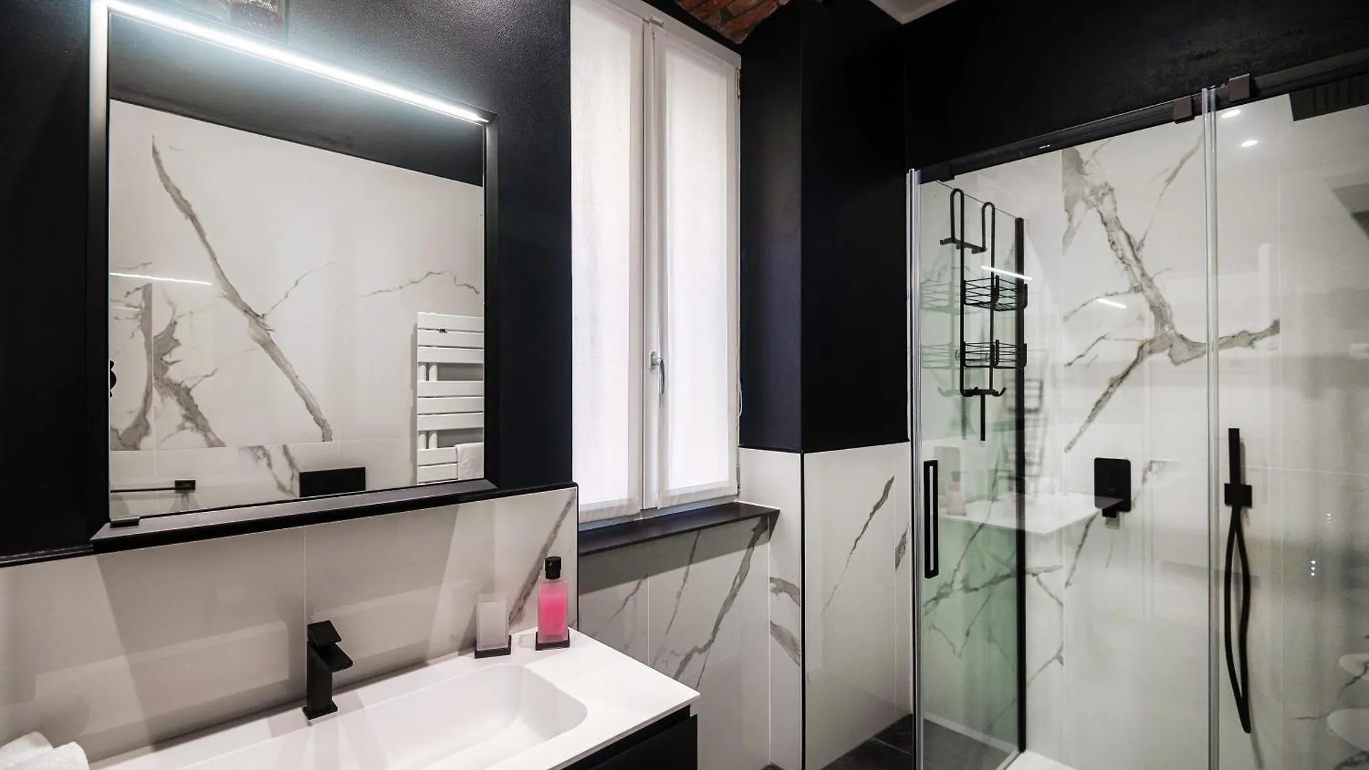 아파트 Appartamento Breva - Downtown Como - Jacuzzi And Garden