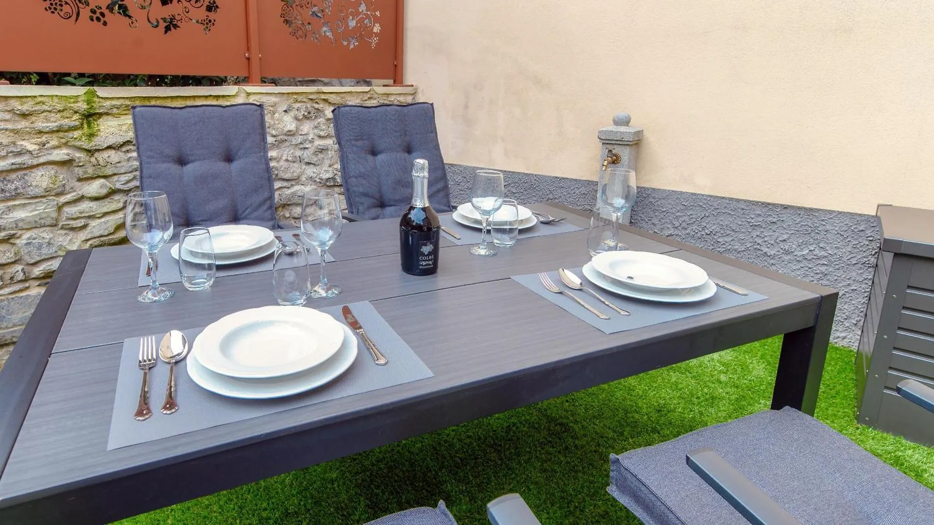 아파트 Appartamento Breva - Downtown Como - Jacuzzi And Garden